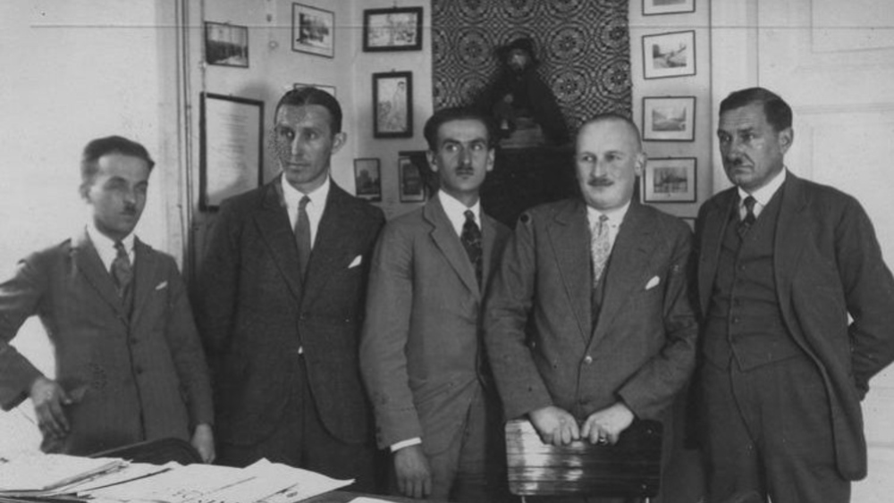 Redakcja dziennika „Słowo”: Bolesław Wit-Święcicki, Witold Tatrzański, Józef Mackiewicz, Kazimierz Luboński, Hartung