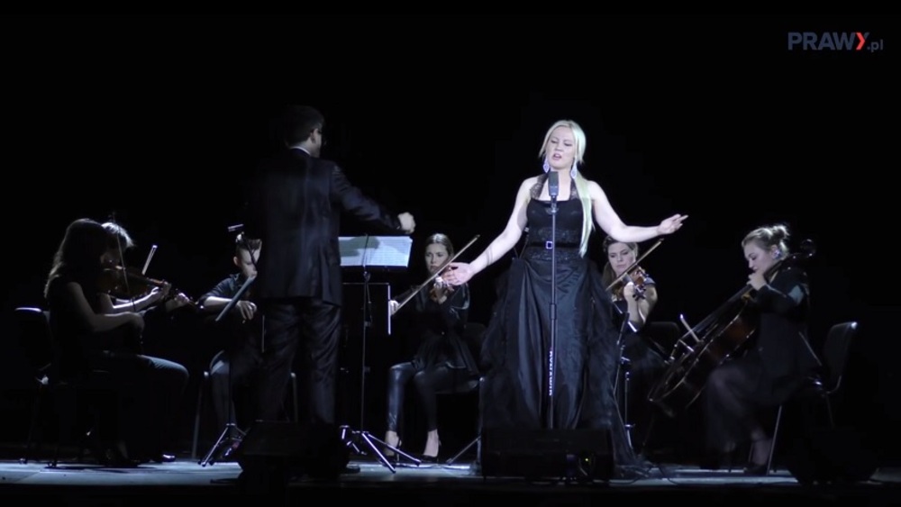 Dominika Zamara Koncert NAJPIĘKNIEJSZYCH KOLĘD I PASTORAŁEK ORAZ ARII OPEROWYCH ŚWIATA