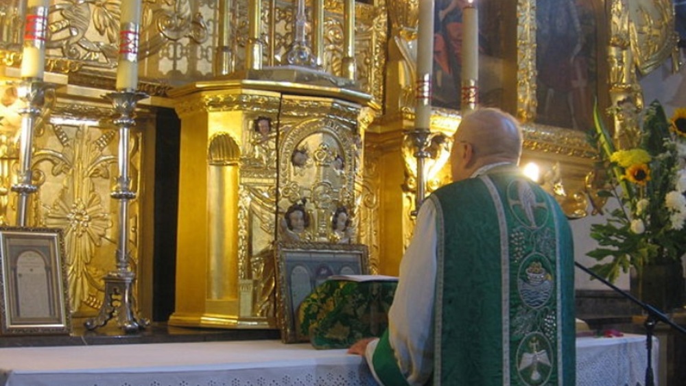 Msza trydencka w kościele farnym w Szydłowcu odprawiona 20 lipca 2008 roku