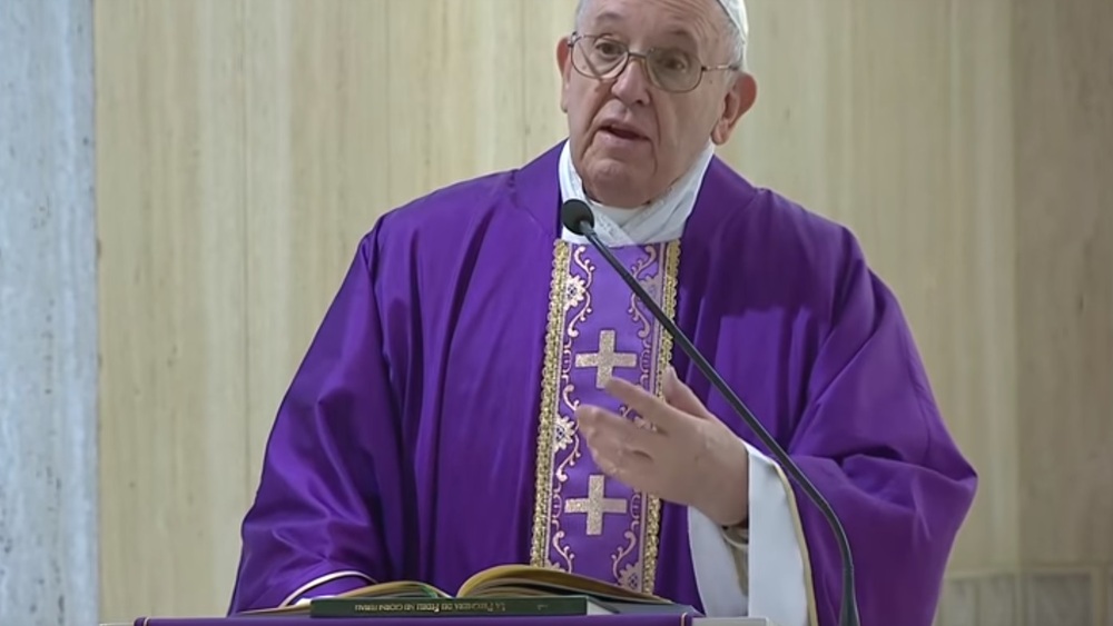 Papież Franciszek: prośmy za rodziny zamknięte z dziećmi w domu