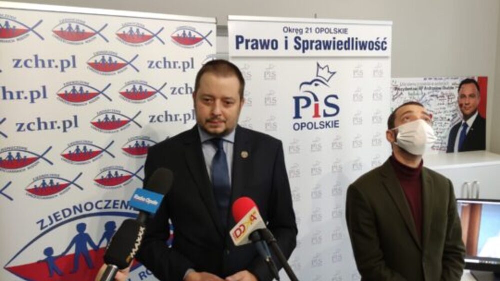 Paweł Czyż z ZChR (L)