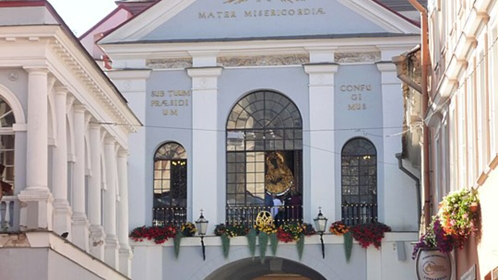 Ostra Brama (widok z ulicy Ostrobramskiej)