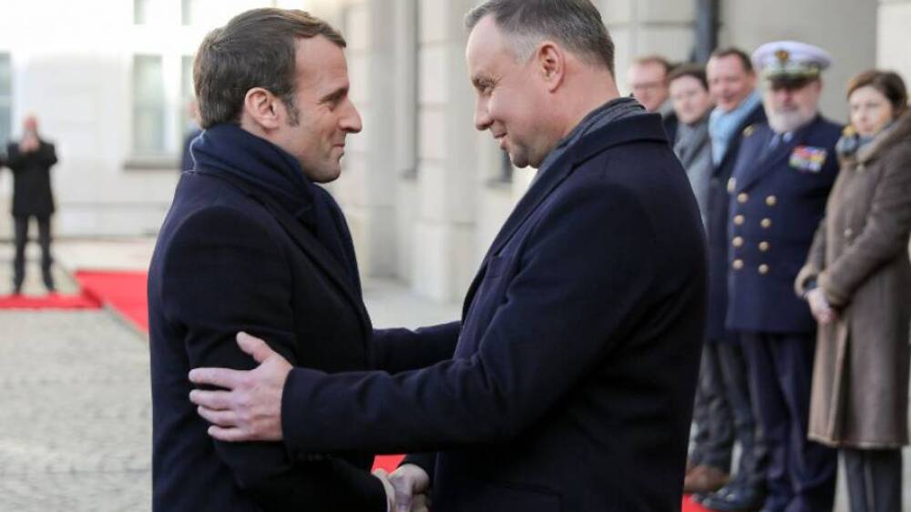 Ceremonia oficjalnego powitania Prezydenta Francji Emmanuela Macrona przez Prezydenta RP Andrzeja Dudę