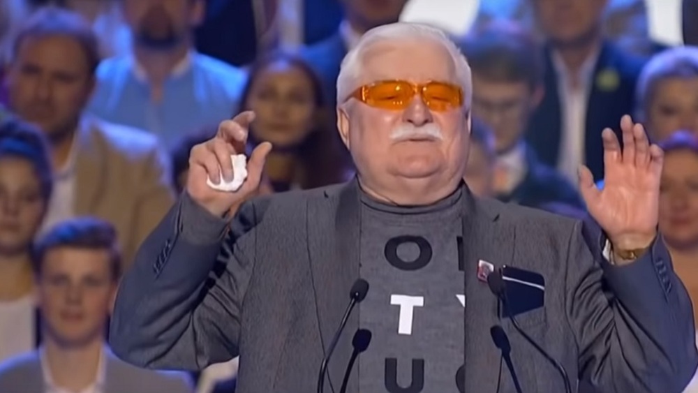 Lech Wałęsa na konferencji Koalicji Obywatelskiej (PO i koalicjanci)
