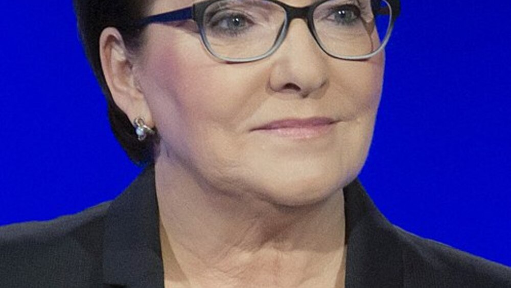 By Platforma Obywatelska RP from Polska - Ten plik jest fragmentem innego pliku: "Rozmowa o Polsce" - debata Premier Ewy Kopacz z Beatą Szydło, 19.10.2015 (21689190713).jpg, CC BY-SA 2.0, https://commons.wikimedia.org/w/index.php?curid=44495730