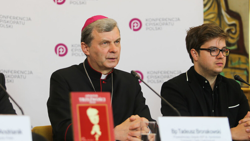 bp Tadeusz Bronakowski