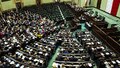 Zaskakujący sondaż! Zmiany na górze, Hołownia na DNIE!