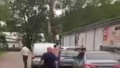 Strzelnianina pod Biedronką. Policjant ranny w nogę! [VIDEO]