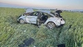 Rozbite auto stało w polu. Policjanci byli w szoku, gdy znaleźli kierowcę!