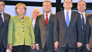 Tusk potępił zatrzymanie kobiety podejrzanej o profanację