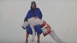 Narodowcy protestujący przeciwko bluźnierstwu jako dzieło sztuki w Centrum Sztuki Współczesnej