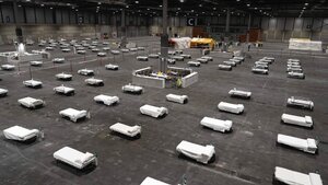 Hiszpania: powstają prowizoryczne szpitale