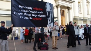 Różaniec na Krakowskim Przedmieściu. ZDJĘCIA!