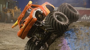 6-latek wylicytował na e-bay monster trucka za prawie 100 tys. zł. Teraz jego ojca ścigają windykatorzy