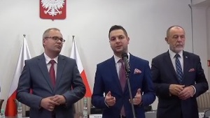 Patryk Jaki o zajęciu konta Hanny Gronkiewicz-Waltz: Mogliśmy wysłać do niej komornika od ciągnika z Mławy