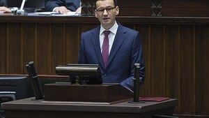 Premier Morawiecki zarzuca kłamstwo Gazecie Wyborczej