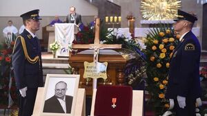 Pożegnanie śp. Rafała wielką manifestacją wiary i patriotyzmu