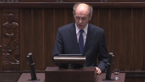 Jan Klawiter przedstawia premierowi Morawieckiemu oczekiwania katolików