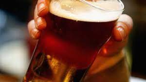 Zaszczepisz się? Dostaniesz PIWO! Internauci ZSZOKOWANI pomysłem!