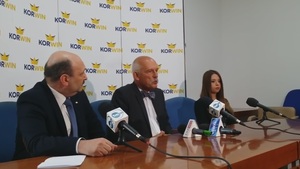 Korwin-Mikke: Erdogan wprowadzi karę śmierci, żeby rozprawić się z politycznymi przeciwnikami