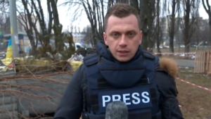 SZOKUJĄCE nagranie z Kijowa! Stało się TO na oczach polskiego dziennikarza [WIDEO]