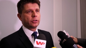 Petru: Oskarżam PiS o sianie nienawiści. Ci, którzy zakładają koszulkę KOD następnego dnia są zatrzymywani