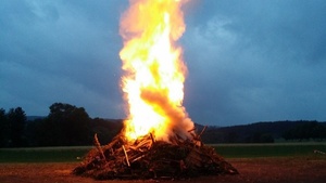 Chrześcijanie spaleni żywcem przez islamistów. Reszta wioski splądrowana i spalona