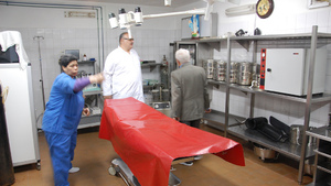 Rząd zabezpiecza szpital dla zakaźnie chorych imigrantów? Po co, skoro ,,nie przenoszą chorób'?