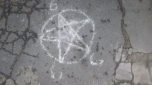 Egzorcysta przestrzega przed błędami w dziedzinie demonologii i zagrożeń duchowych