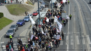 Dziś w Warszawie aż trzy marsze i utrudnienia w ruchu