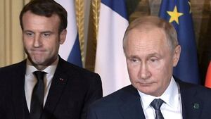PILNE! Macron to SPONSOR PUTINA? Francja sprzedawała Rosji sprzęt, który teraz jest na Ukrainie! 