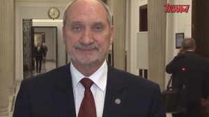 Macierewicz tłumaczy, dlaczego Marsz Niepodległości ,,obył się bez awantur'. [WIDEO]