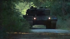 Tureckie czołgi na Cyprze. Czy będzie wojna?