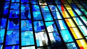 Miasto bez Boga "na pół gwizdka"