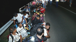 PILNE! Migranci znów szturmują Europę! Są już w Grecji