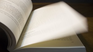 Autor książki ,,Macierewicz i jego tajemnice" wytacza proces Michałowi Dworczykowi