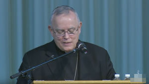 Abp Chaput: "Nie ma czegoś takiego jak katolik LGBTQ"