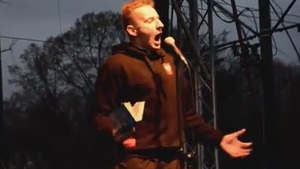 Ewangelia a nie Koran – porywające przemówienie księdza na Marszu Niepodległości [WIDEO]