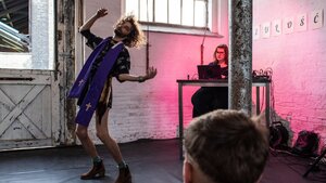 Vala: Transpłciowa kandydatka na prezydenta Krakowa chce bronić dziedzictwa narodowego!