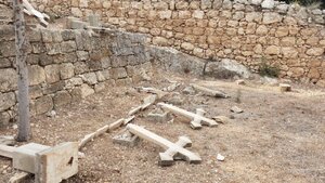 Katolicki cmentarz w Izraelu został zniszczony. Jest reakcja ambasady