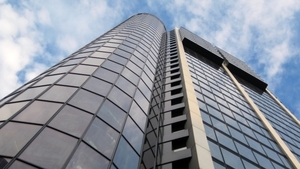 KNF i NBP powinny być kierowane przez osoby niezależne od sektora bankowego