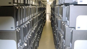 Akta z zbioru zastrzeżonego IPN systematycznie odtajniane - w styczniu lista odtajnionych