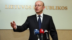 Były przewodniczący litewskiego Sejmu Arūnas Valinskas nieudolnie tłumaczy się z nawoływania do rozstrzeliwania Polaków na Litwie