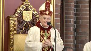 Abp Hoser: Bez wspólnej modlitwy nie będzie prawdziwego życia rodzinnego