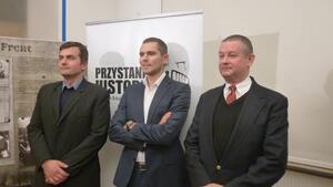 Prof. Chodakiewicz: Nauka potrzebuje ekshumacji w Jedwabnem