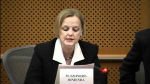Zawieszona konsul Szonert-Binienda - Moje konto na Facebooku zostało zhakowane