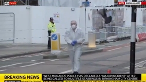 Atak nożownika w Birmingham! Kilka osób rannych, nie podano narodowości agresora. Nie chcą przyznać, że to islamista? (WIDEO)