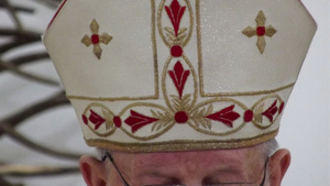 Kard. Dziwisz: Jezus Chrystus niczego nam nie zabiera, a wszystko daje. Jego panowanie nikomu nie zagraża   