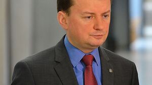 Szef MON chce rozbudować armię?