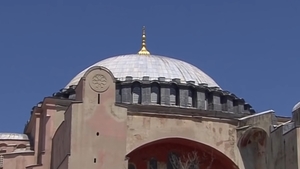 Muzułmanie otwarcie mówią o dążeniu do podboju. Antychrześcijańskie sury w Hagia Sophii i imam z mieczem